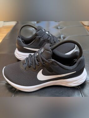 Nike Revolution 6 Next Nature Women’s Running Shoes DC3729-003 Black White Sz 8